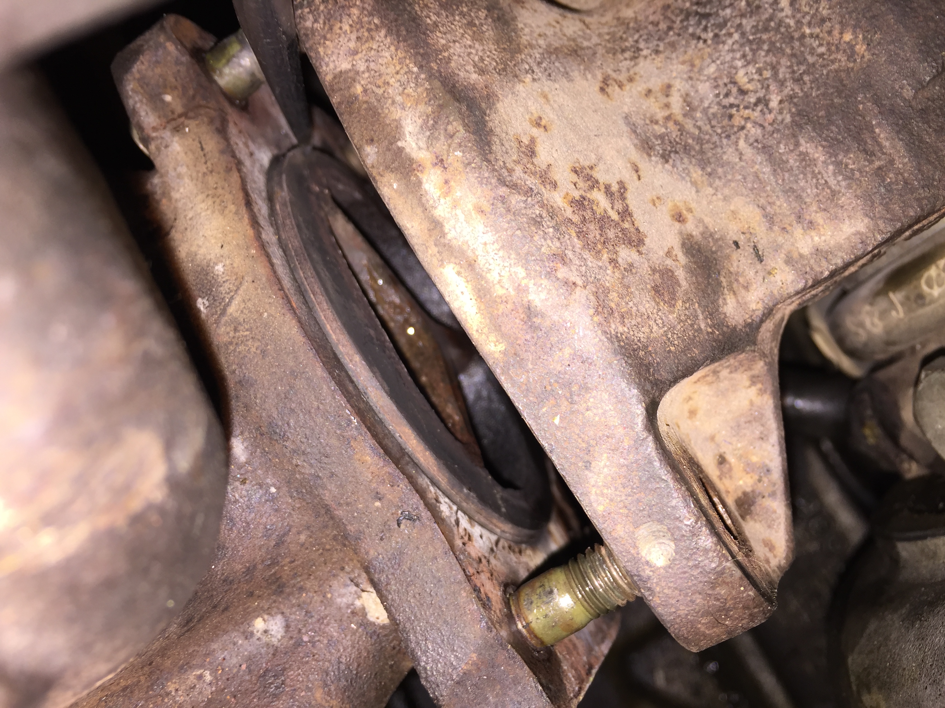 coolant leaking from gasket of exhuast manifold - Volvo Forums - Volvo