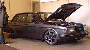 New 240 owner-volvo-dark.jpg