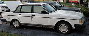 1986 VOLVO 240 sedan  1986 /Volvo 240 wagon-20171226_172906-1-.jpg