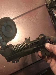 Air Box Internal Mechanism Help-img_1401.jpg