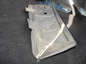 240 Sedan Trunk Wheel Well Cover Warp Correction-dscn1173.jpg