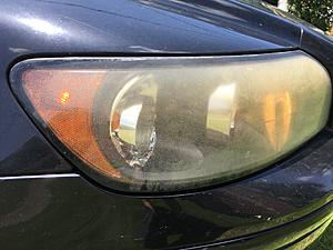 Very Simple Headlight Question (2007 S40)(Pictures)-car3.jpg