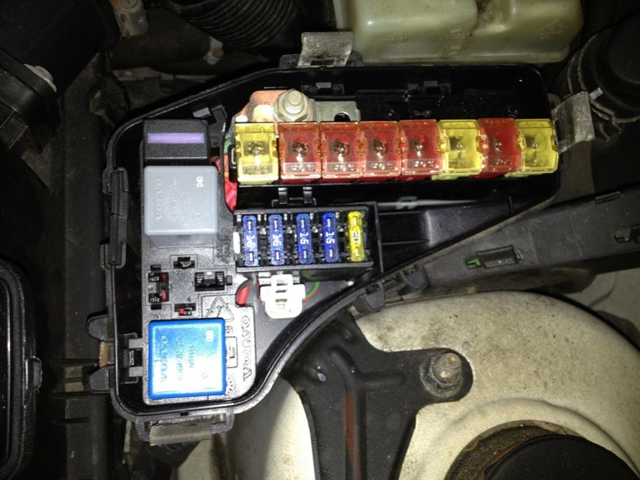Where is the Fuel Pump Relay? - Volvo Forums - Volvo Enthusiasts Forum 6.5 Diesel Lift Pump Relay Location