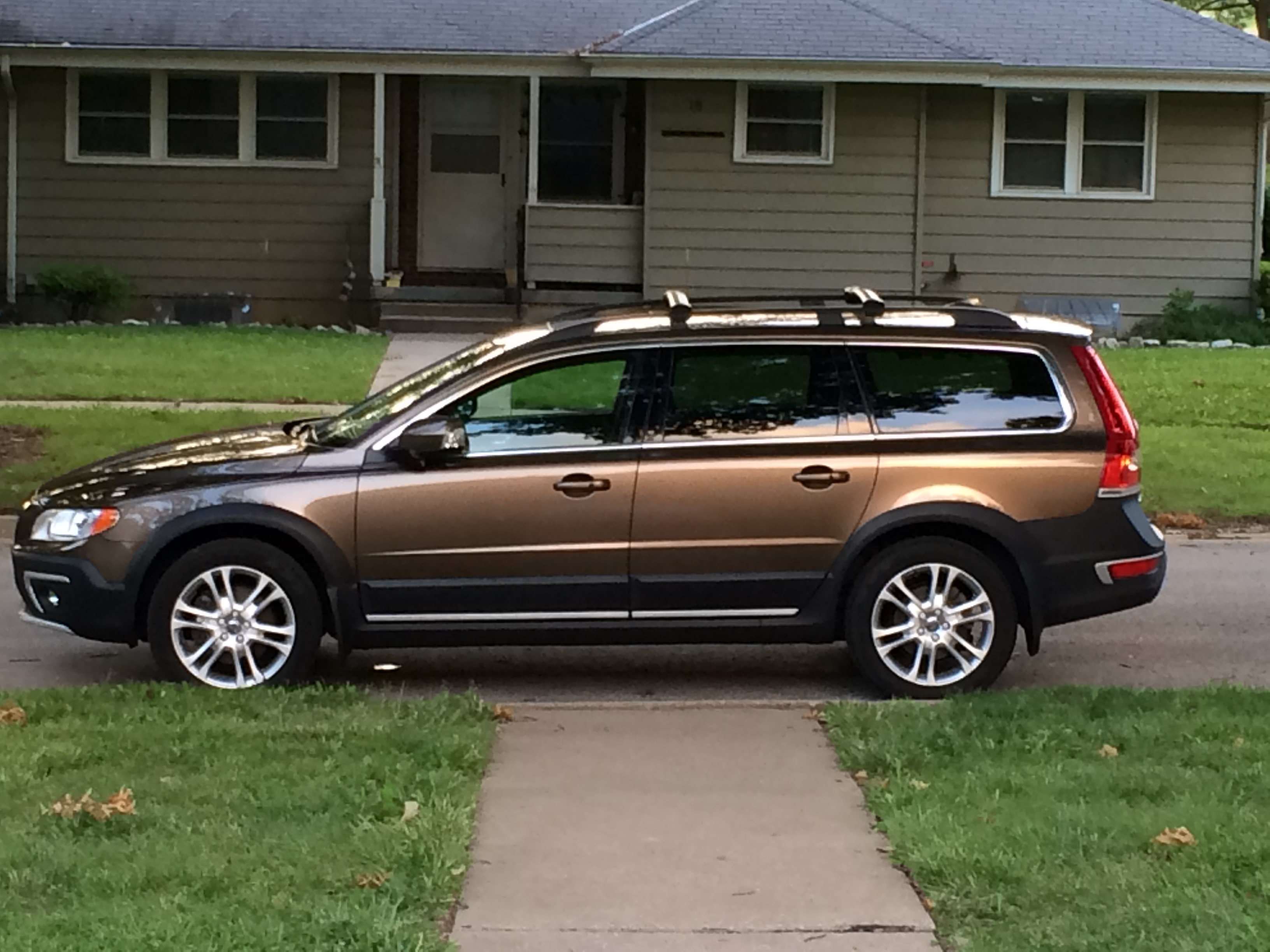 Just traded in my 2016 Volvo XC70 AWD Platinum - loaded - Volvo Forums ...