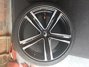 Anyone interested?: Selling 22&quot; Heico Rims for Volvo XC-90-20171230_133810.jpg