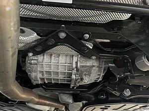 XC90 recharge Twin engine motor oil leak under the car-img_8897.jpeg